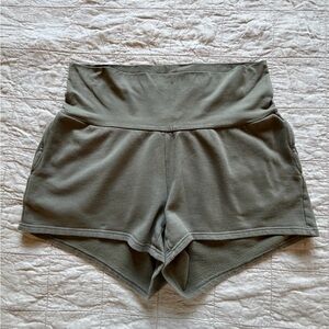Old Navy Maternity Olive Green Women’s Active Shorts